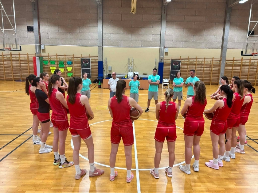 Halmágyi Kittivel a soraiban megkezdi szereplését az U20-as Eb-n a magyar válogatott