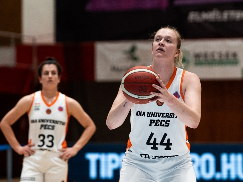 Julia Reisingerová lett a hónap játékosa